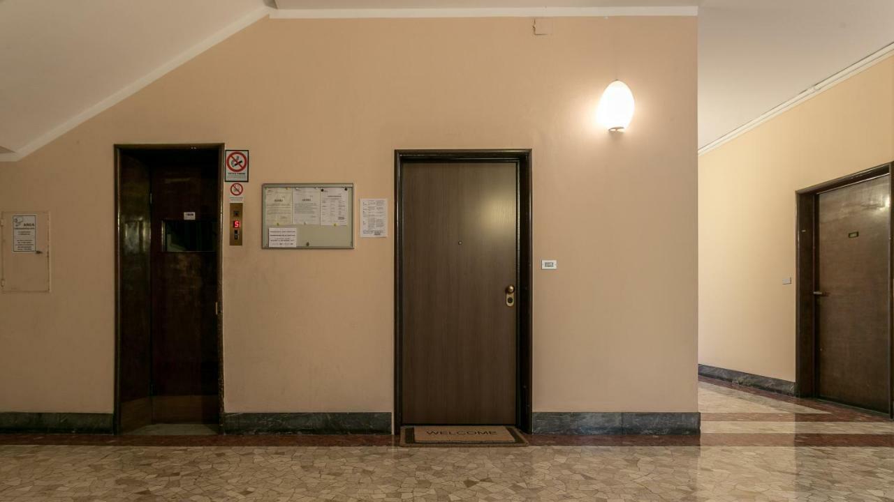 Next Stop - Station Milan